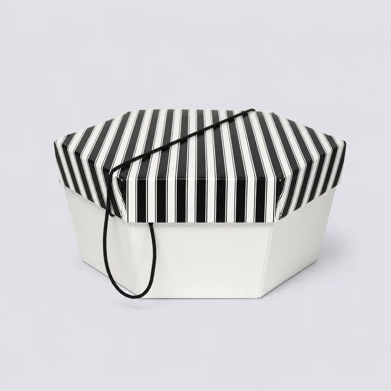 Black and White Stripe Lid and White Base Hat Boxes | Hat Boxes Black and White Stripe Lid and White Base Hat Boxes — Hat Boxes wholesale from Packaging Panda